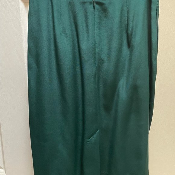 Valerie Stevens Silk Skirt Suit in Emerald Green - Picture 5 of 10